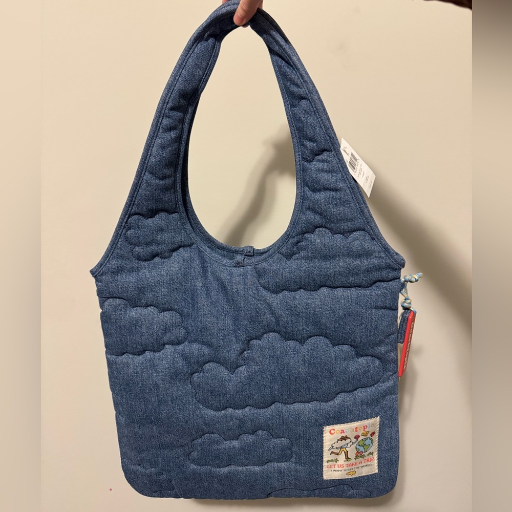 Coachtopia Denim Flat Tote
With Cloud Quilting